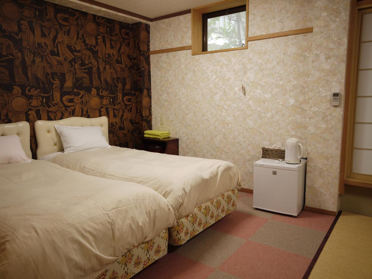 Hotel Hakuba Maerchen House Exterior foto
