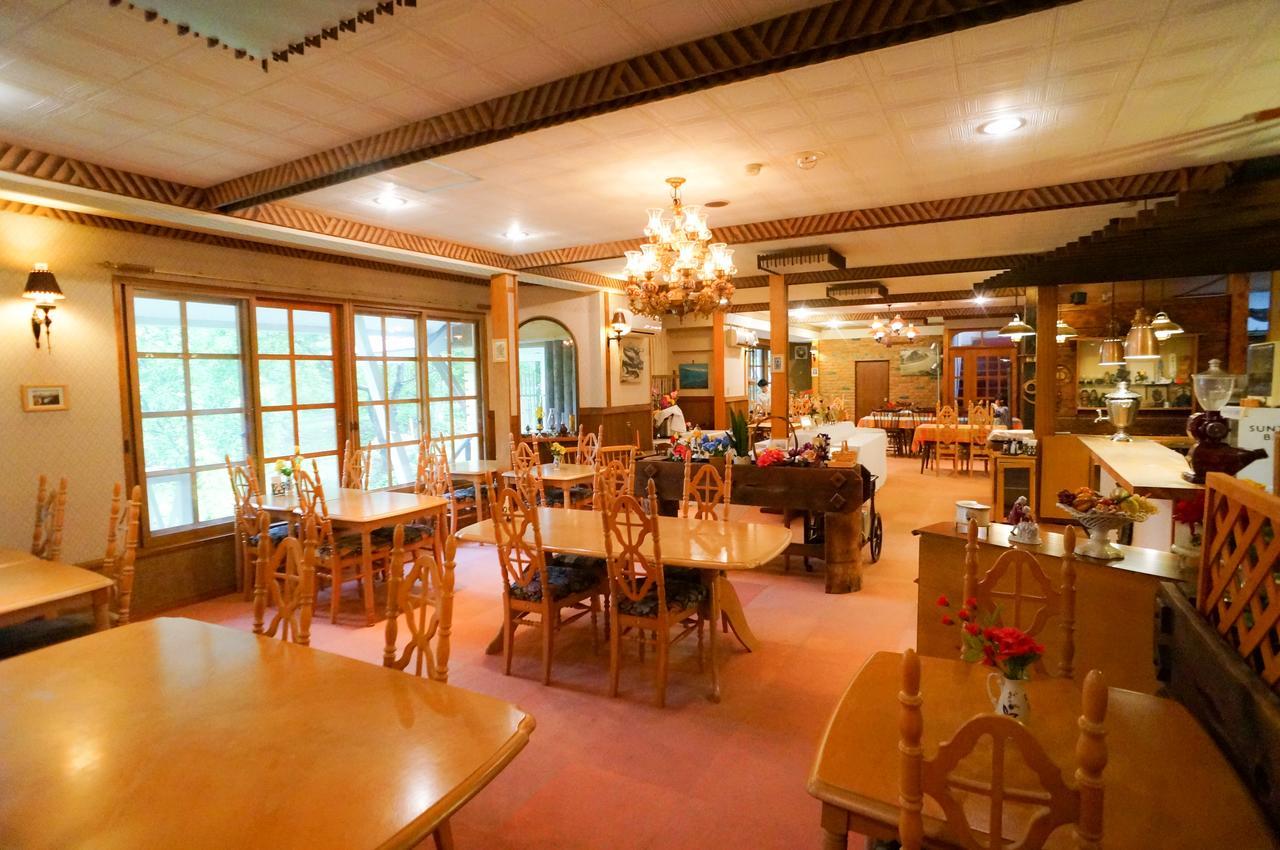 Hotel Hakuba Maerchen House Exterior foto
