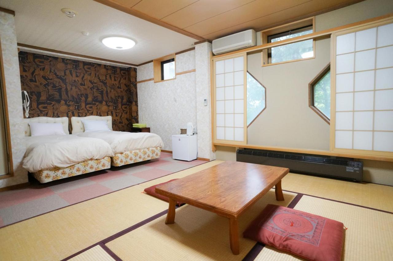 Hotel Hakuba Maerchen House Exterior foto